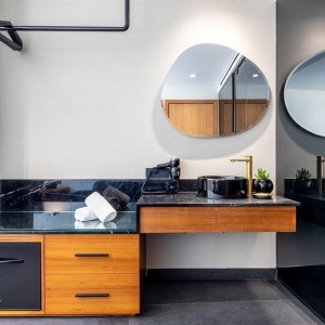 AMAZON HOTEL ATHENS