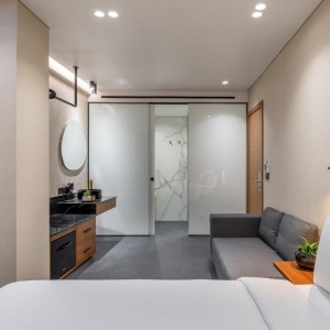 AMAZON HOTEL ATHENS